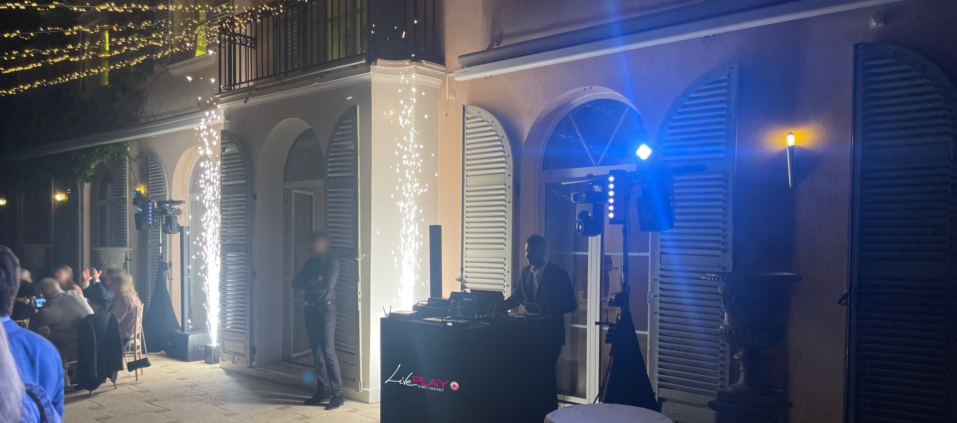 Fontaines à étincelles froides pour mariage en extérieur