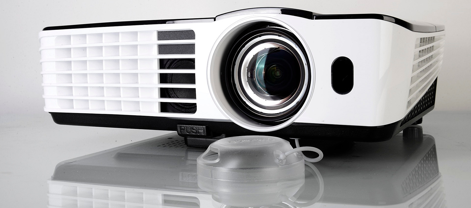 VIDÉOPROJECTEUR DE MARIAGE LIVE PLAY DJ