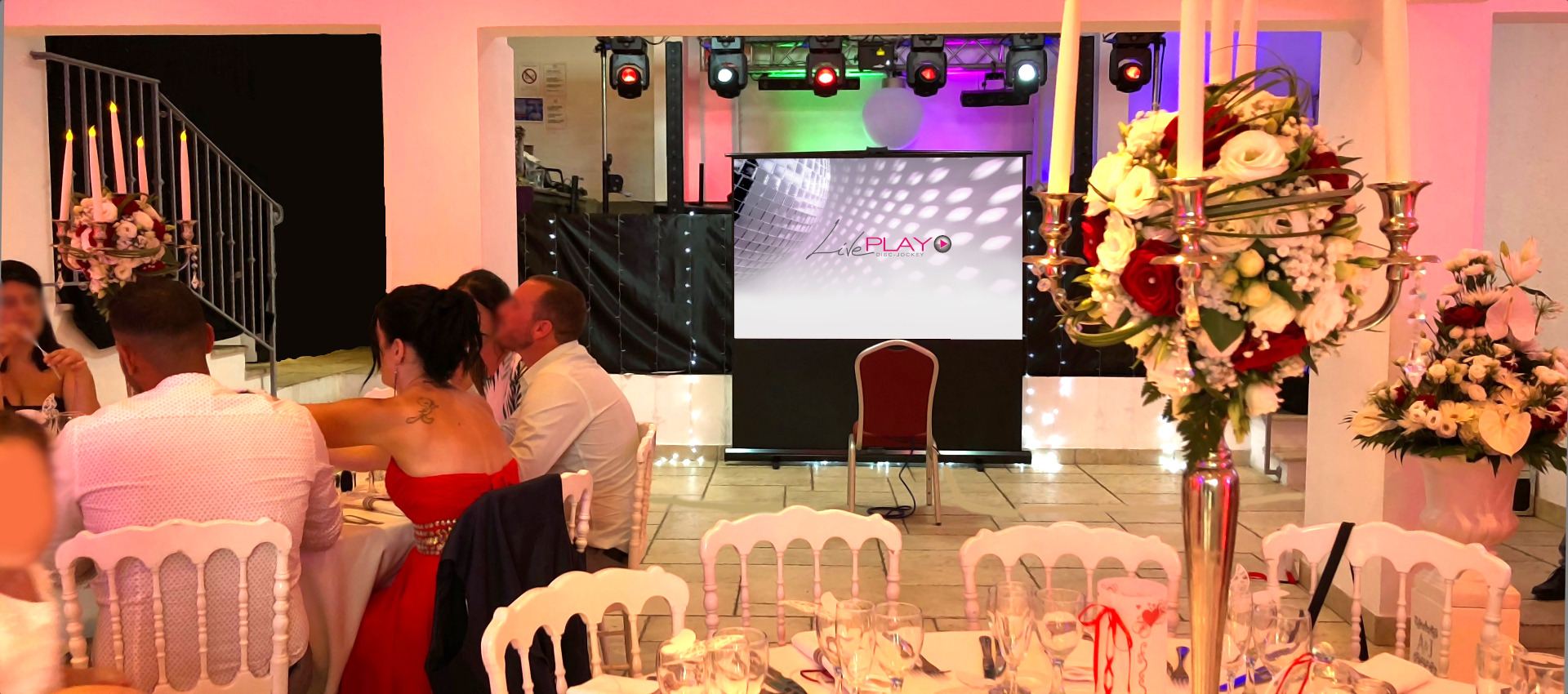 Vidéoprojection de mariage en intérieur